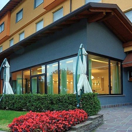 Hotel La Torretta Bollate Esterno foto
