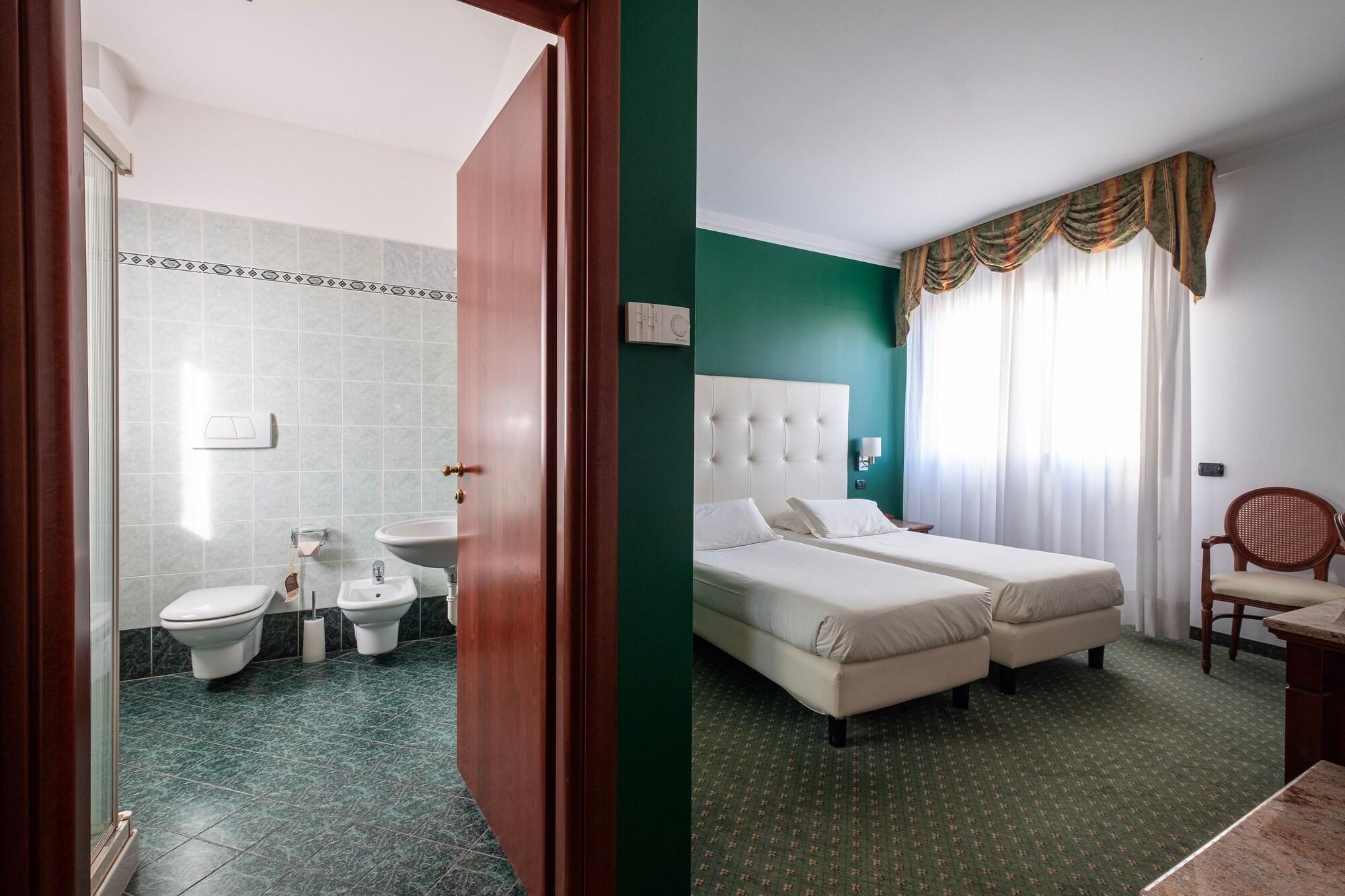 Hotel La Torretta Bollate Esterno foto