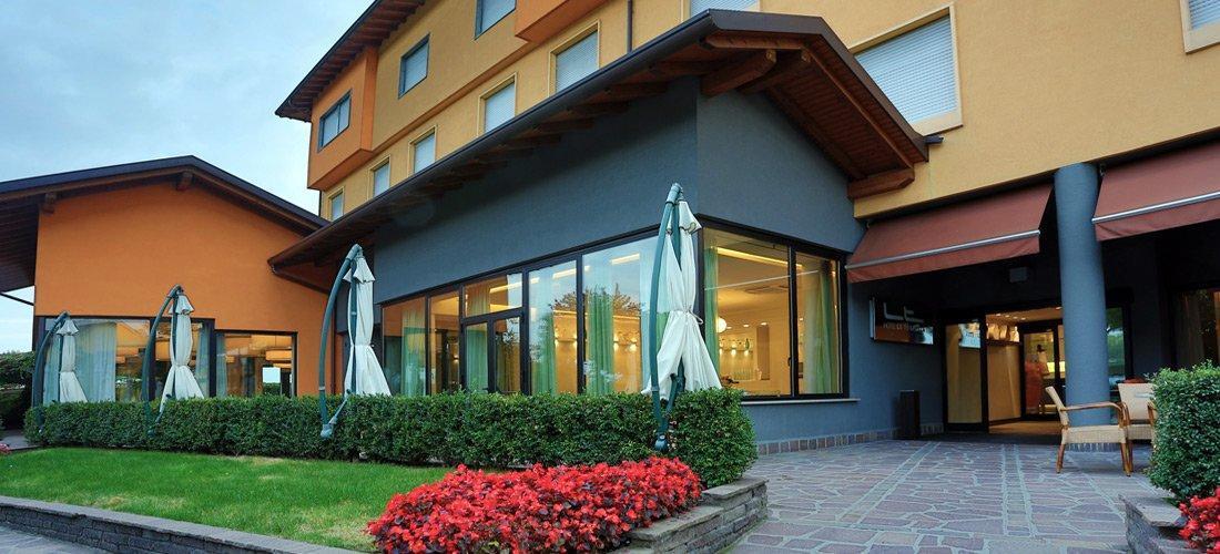 Hotel La Torretta Bollate Esterno foto