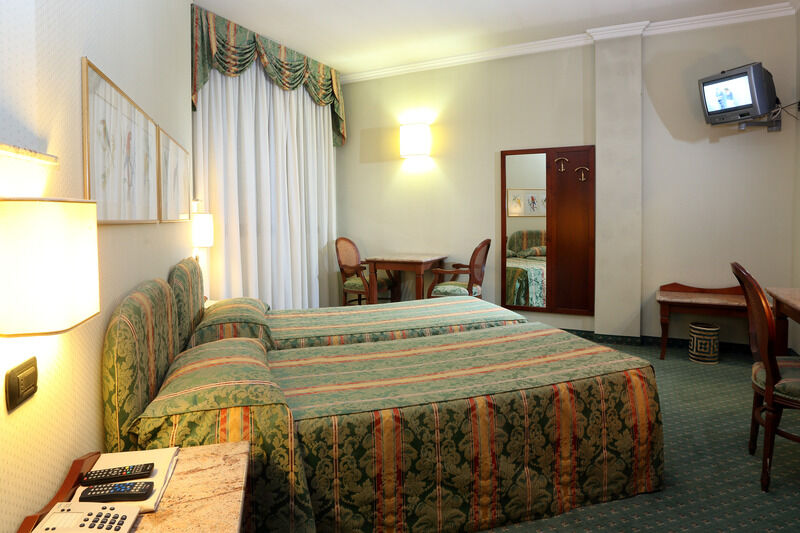 Hotel La Torretta Bollate Esterno foto